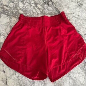 Lululemon Hotty Hot High-Rise Lined Short 4" (Red Size 6)